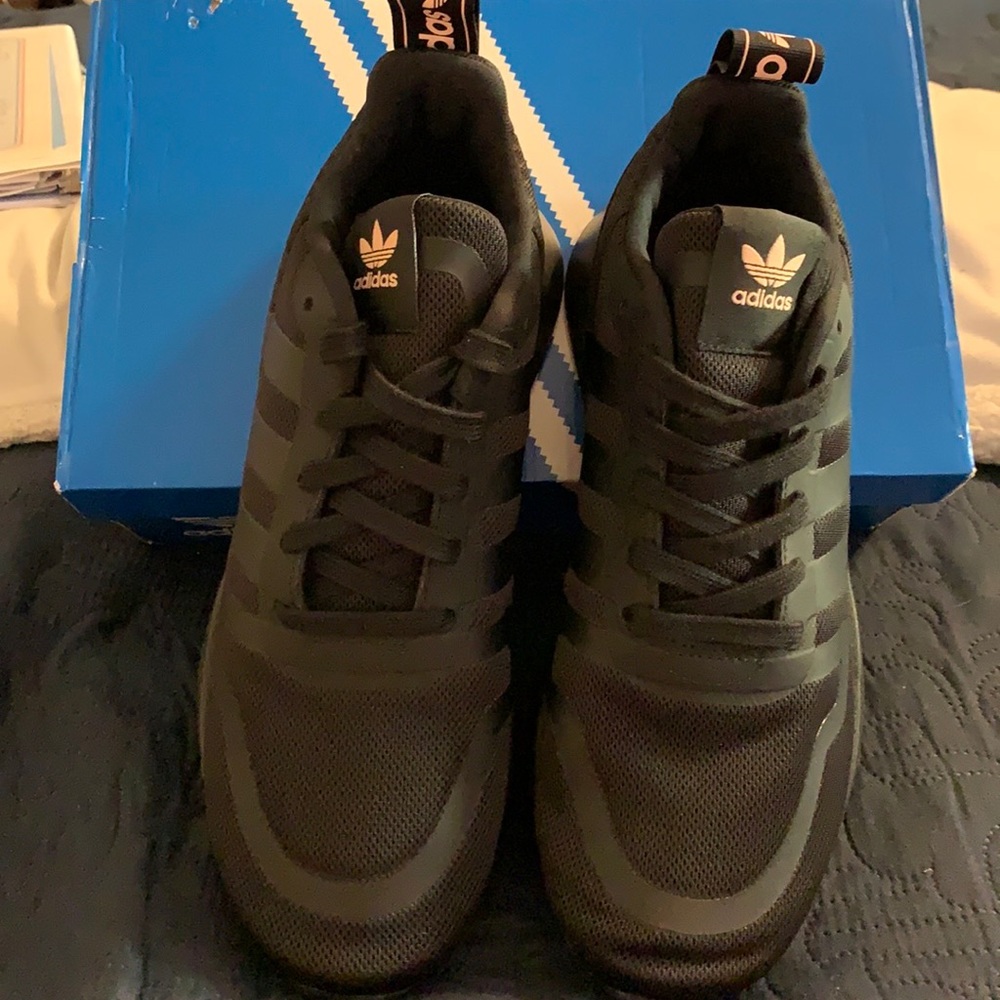 Adidas Women’s Black Shoes.